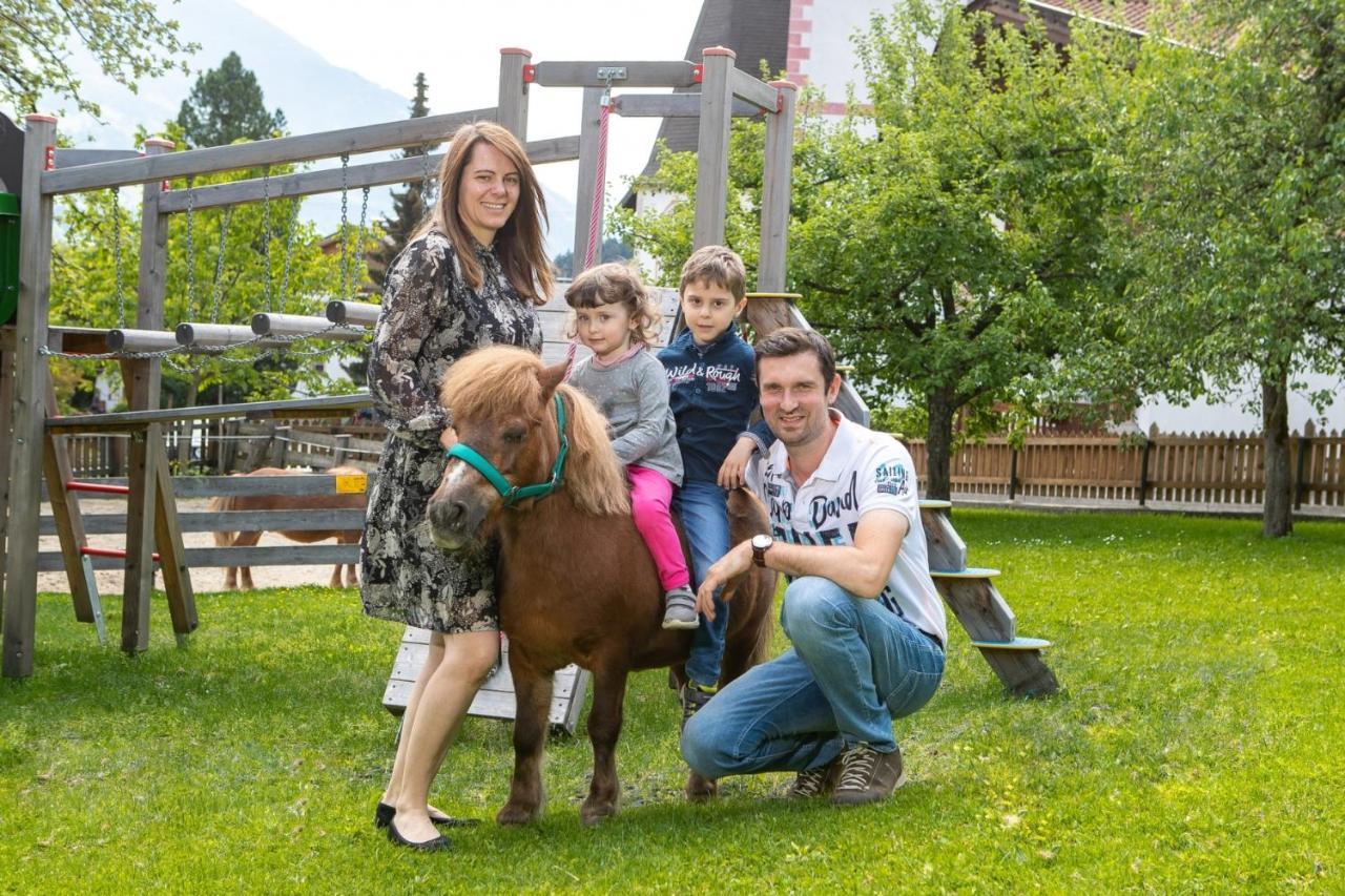 Brixnerhof Im Zillertal Hotel Schlitters Bagian luar foto