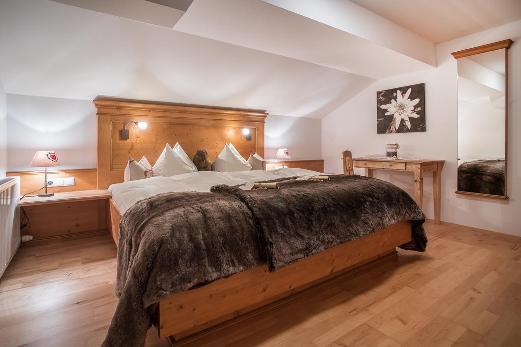Brixnerhof Im Zillertal Hotel Schlitters Bagian luar foto