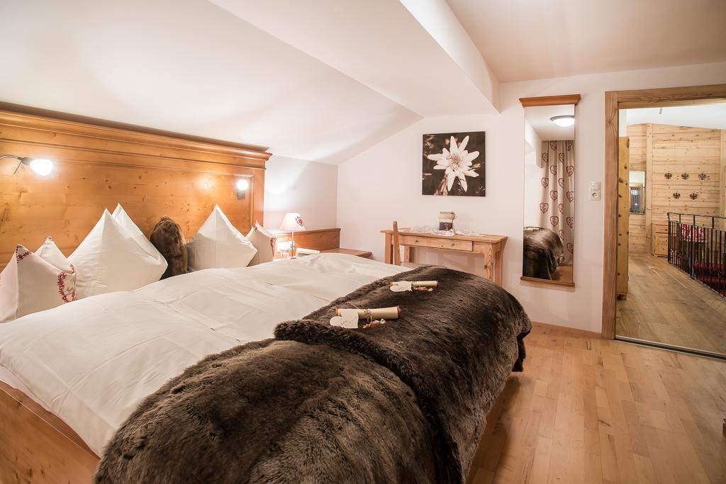 Brixnerhof Im Zillertal Hotel Schlitters Bagian luar foto