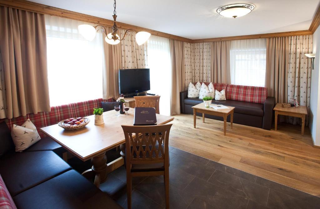 Brixnerhof Im Zillertal Hotel Schlitters Ruang foto